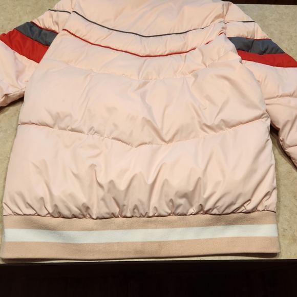 Sweaty Betty Iconic Puffer Coat - Picture 12 of 16